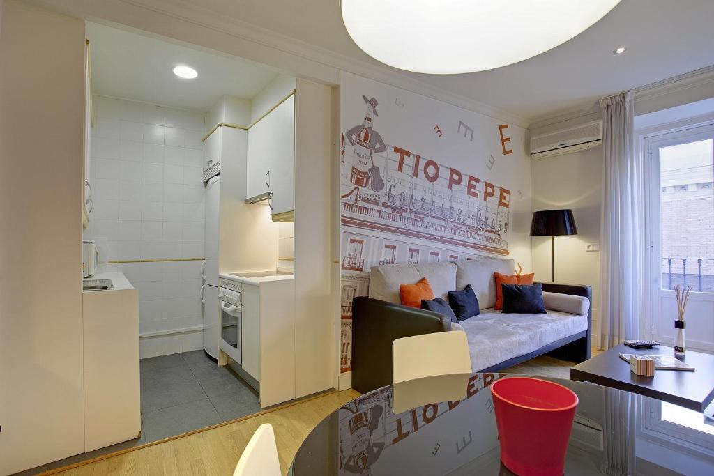 Metropol Rooms Μαδρίτη Δωμάτιο φωτογραφία